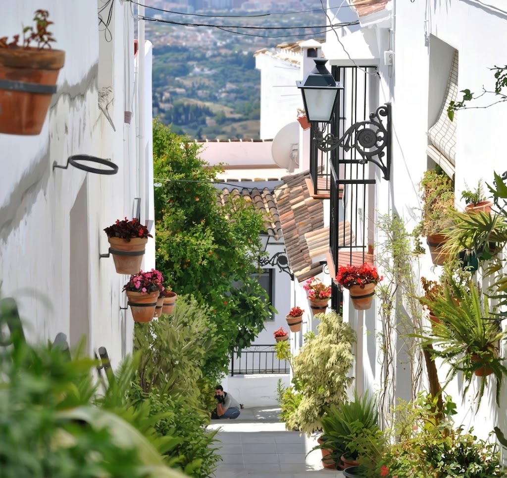 Vista del pueblo blanco de Casares
