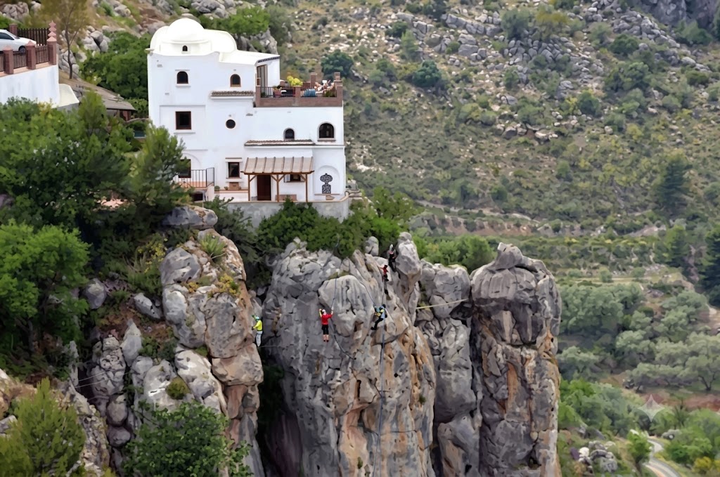 Patrimonio histórico y calles de Comares