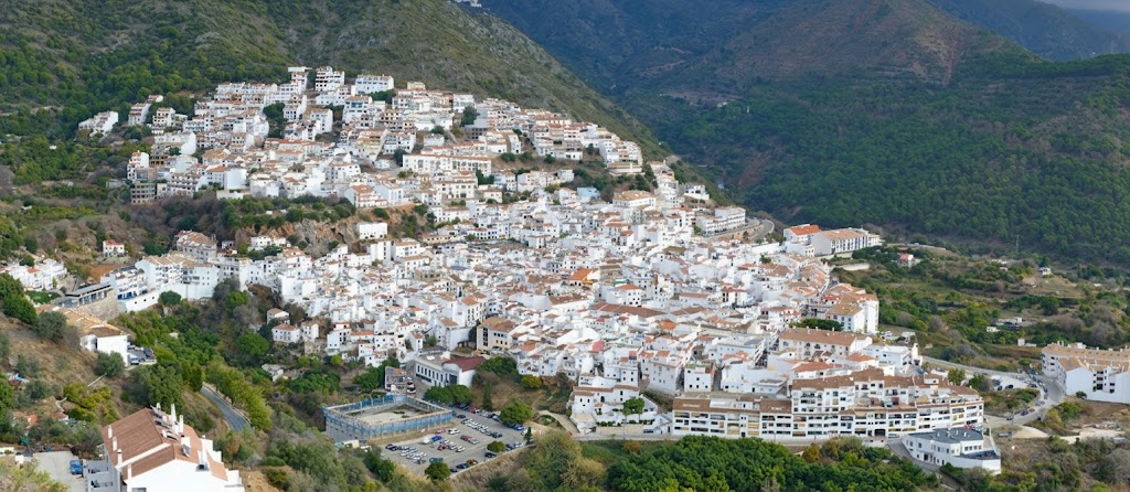 Paisaje natural de Ojén y Sierra Blanca