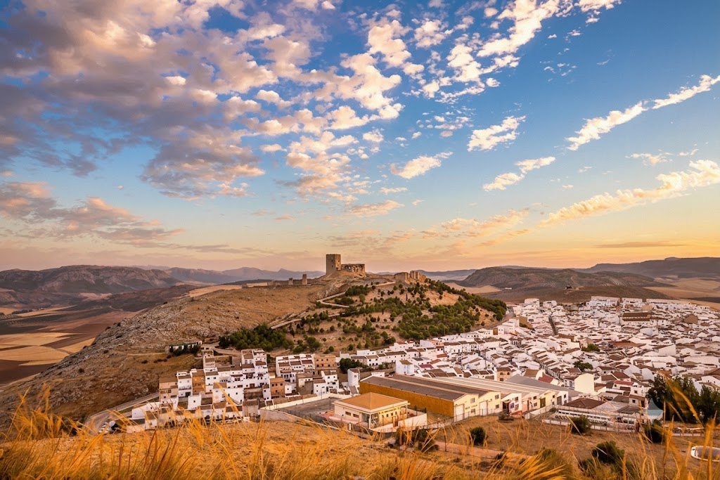 Paisaje natural de Teba