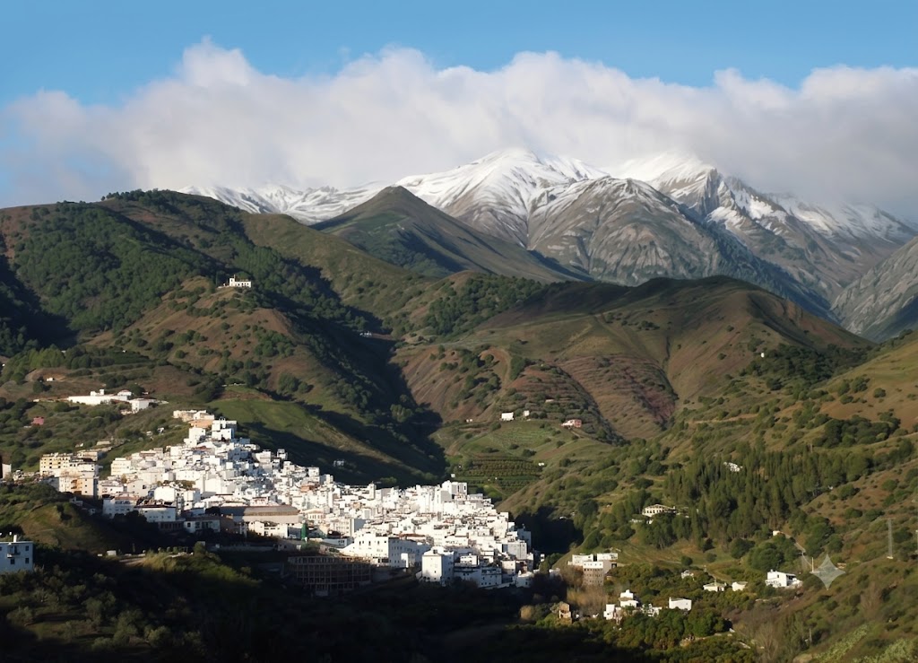 Paisaje natural de Tolox
